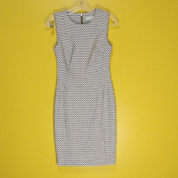 Calvin Klein Dresses & Skirts - Calvin Klein Black and White Sheath Midi Dress